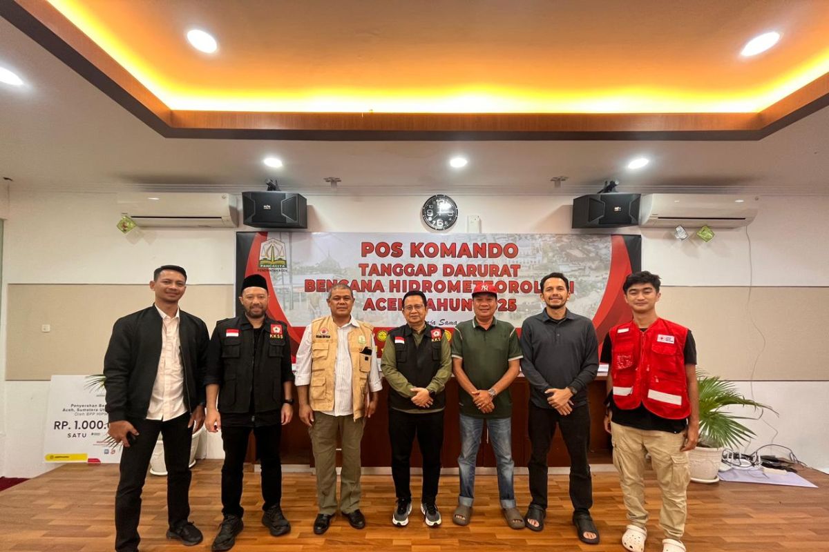 PERSI Kabupaten Menggarai Barat menggelar rangkaian kegiatan Webinar, Seminar, dan Workshop yang berlangsung di Pasteur Convention Center, Holiday Inn Pasteur Bandung